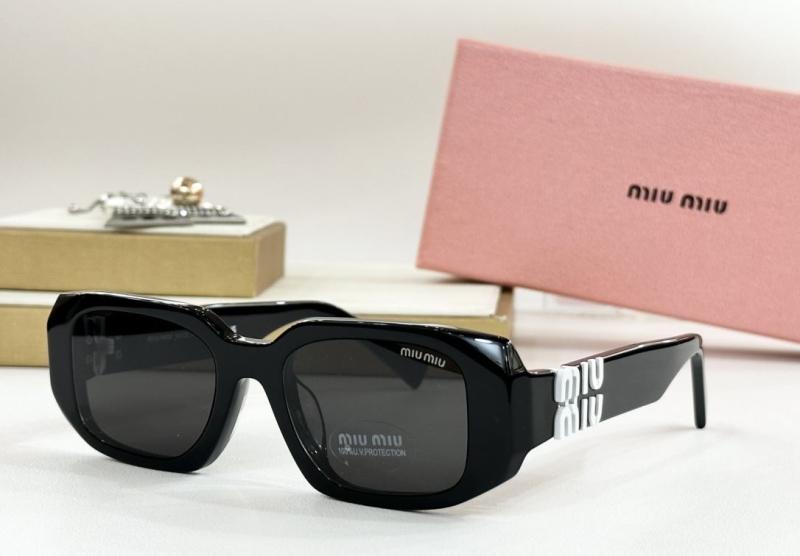 Miu miu Sunglasses